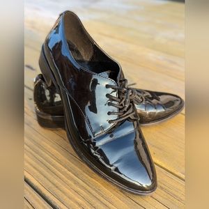 Anne Klein iFlex Patent Leather Oxford Size 8.5